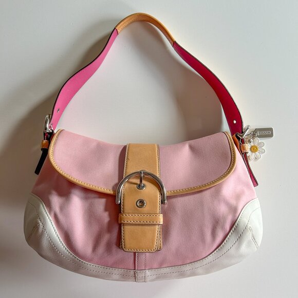 Vintage Y2K 2004 Coach Soho Pale Pink Canvas Daisy Flap Buckle Bag 1816 Rare - Picture 1 of 14